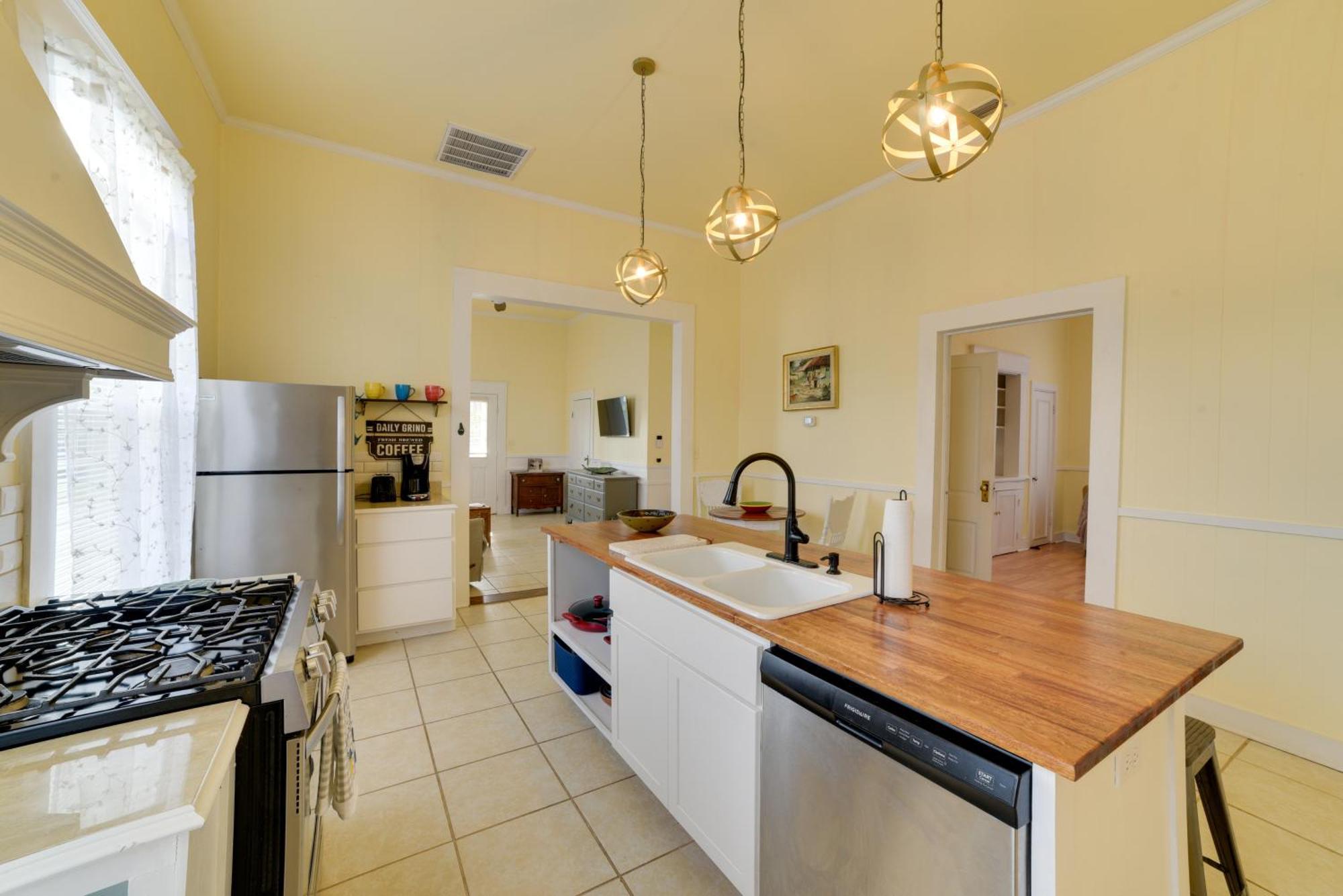 Cozy Thomasville Cottage - Walk To Downtown! Екстер'єр фото
